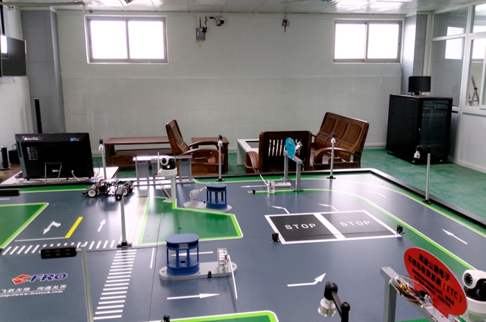 广州白云技师学院物联网智慧交通实训室