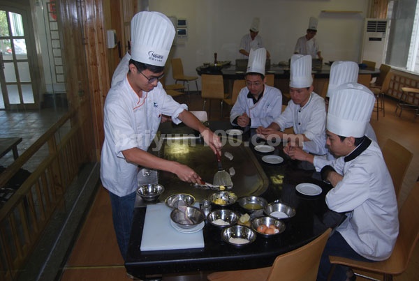 学生韩式烧烤实训