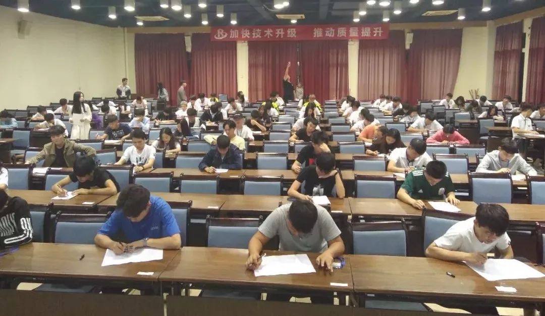 记市场营销专业的第一次月考