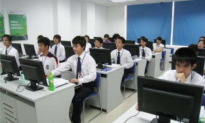 广州学计算机哪所中专学校好