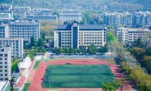 广州市高新医药与食品技工学校是全日制吗（附2023学校专业）