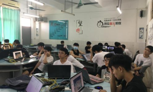 深圳计算机平面设计职业学校有哪些