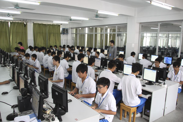 技校学电子商务有用吗-广东技校排名网