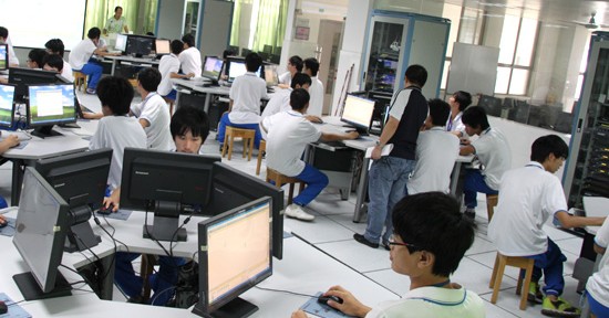 广州市白云工商技师学院2014计算机网络应用专业招生-广东技校排名网