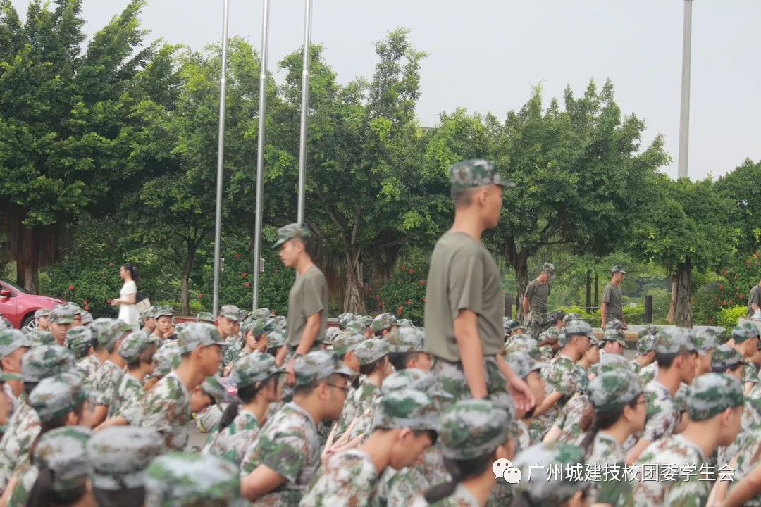 广州城建技校军训回顾-广东技校排名网
