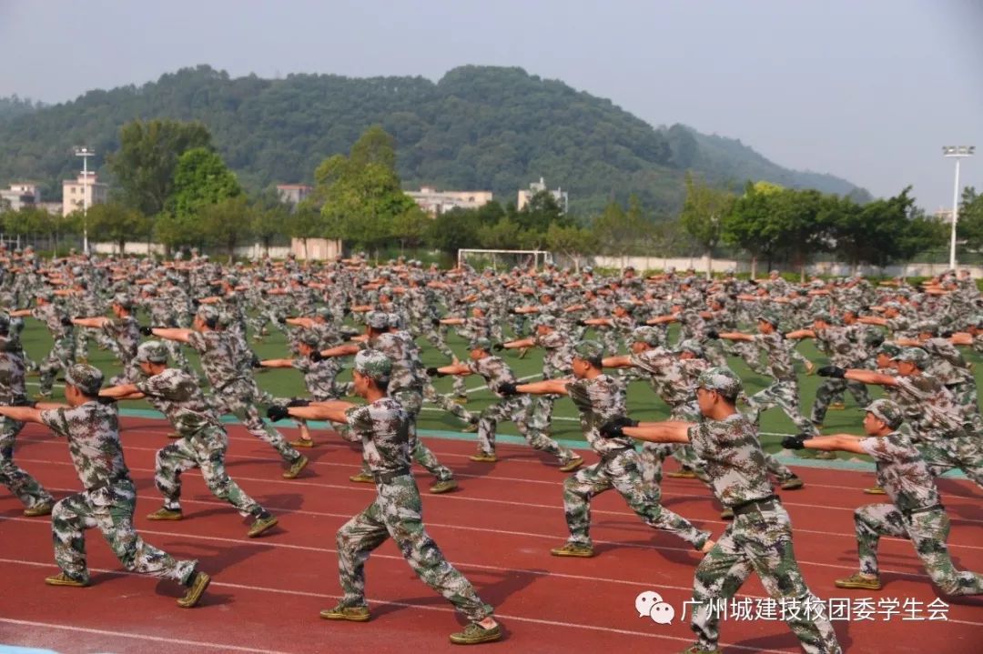 广州城建技校军训回顾-广东技校排名网