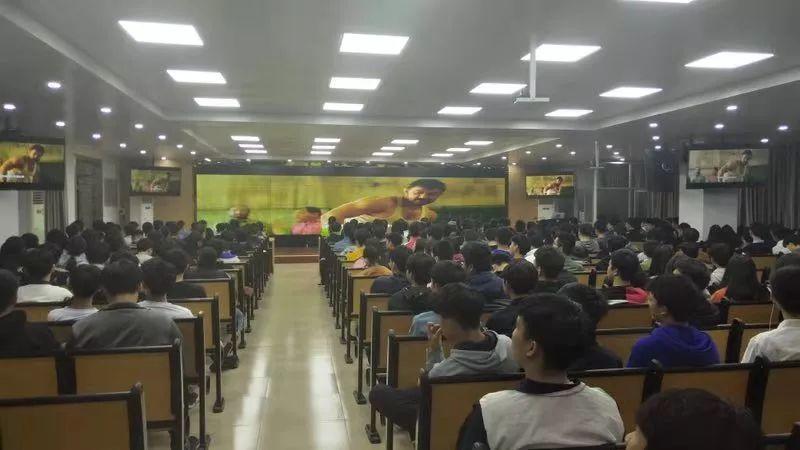 周报丨践行核心价值观，共筑青春中国梦--第十二周团活动