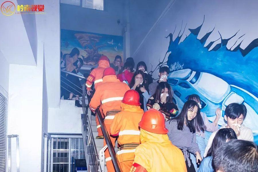 加强消防演练 构建平安校园