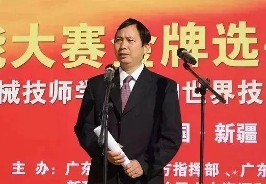 广州轻工技师学院手绘图
