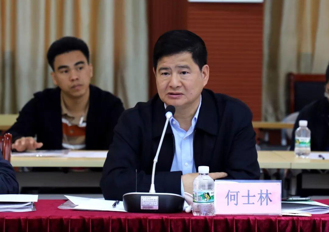 《广州技工院校毕业生就业质量调查（2015—2017届）》课题在广州工贸顺利通过结题评审