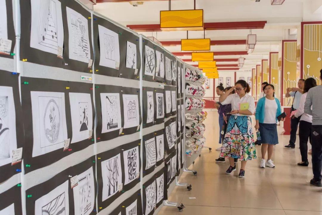 对口交流 携手发展——记都匀市中等职业学校到我校进行对口交流活动