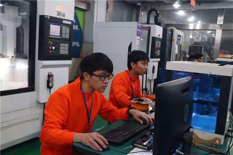 广州工贸成功承办第三届广东省技工院校技能大赛数字化设计与制造项目竞赛