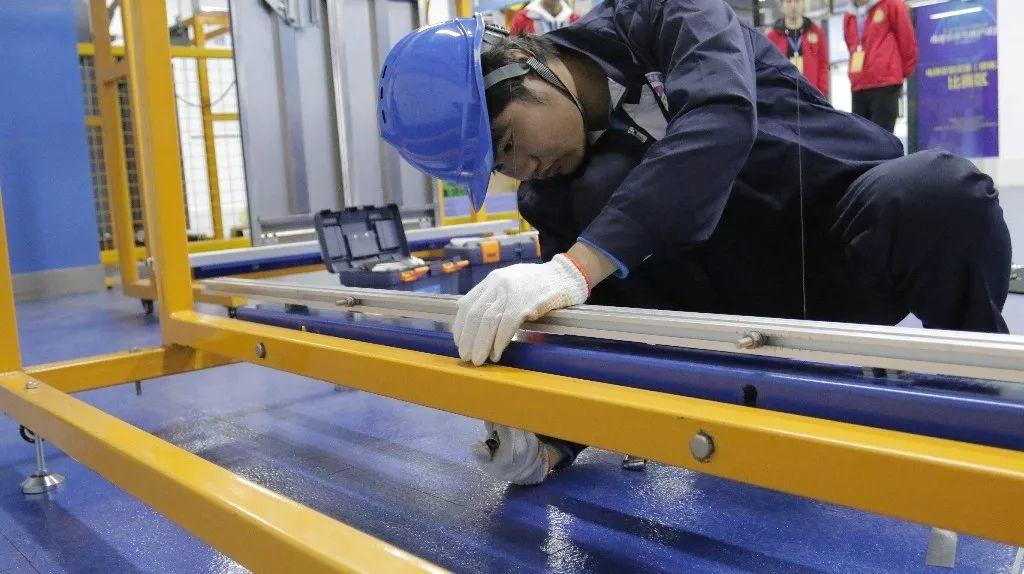 第三届广东省技工院校技能大赛电梯安装与维护项目在学院落下帷幕