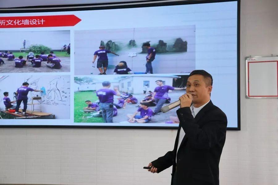 围绕产业转型升级，深化专业内涵建设 | 2018年校级专业建设研讨会圆满结束