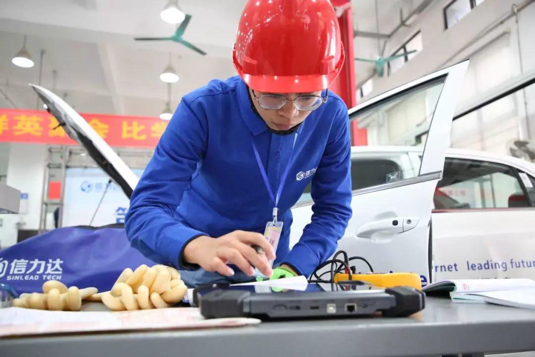 学院承办第三届广东省技工院校技能大赛新能源汽车检测与维修项目并获佳绩