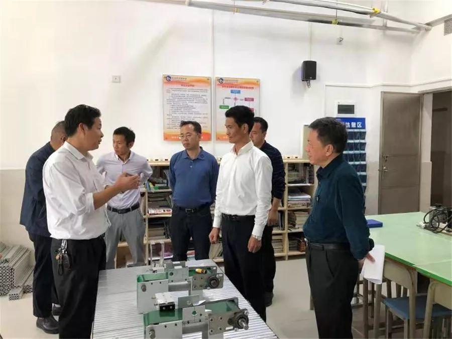怒江州福贡代表团莅临我院看望福贡籍学生