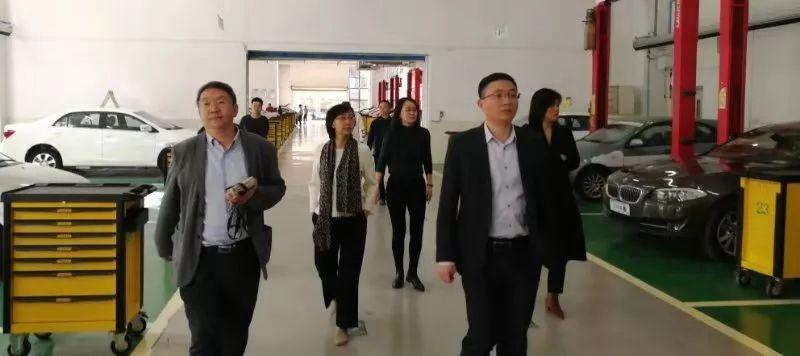 乘宝马快车，奔锦绣前程——我校与宝马合作跃上新台阶