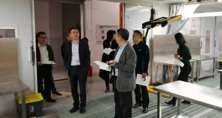 乘宝马快车，奔锦绣前程——我校与宝马合作跃上新台阶