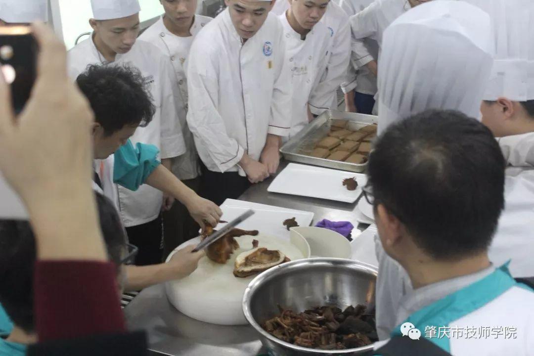 肇庆市技师学院与粤港澳大湾区(肇庆) 青年交流活动隆重开展！