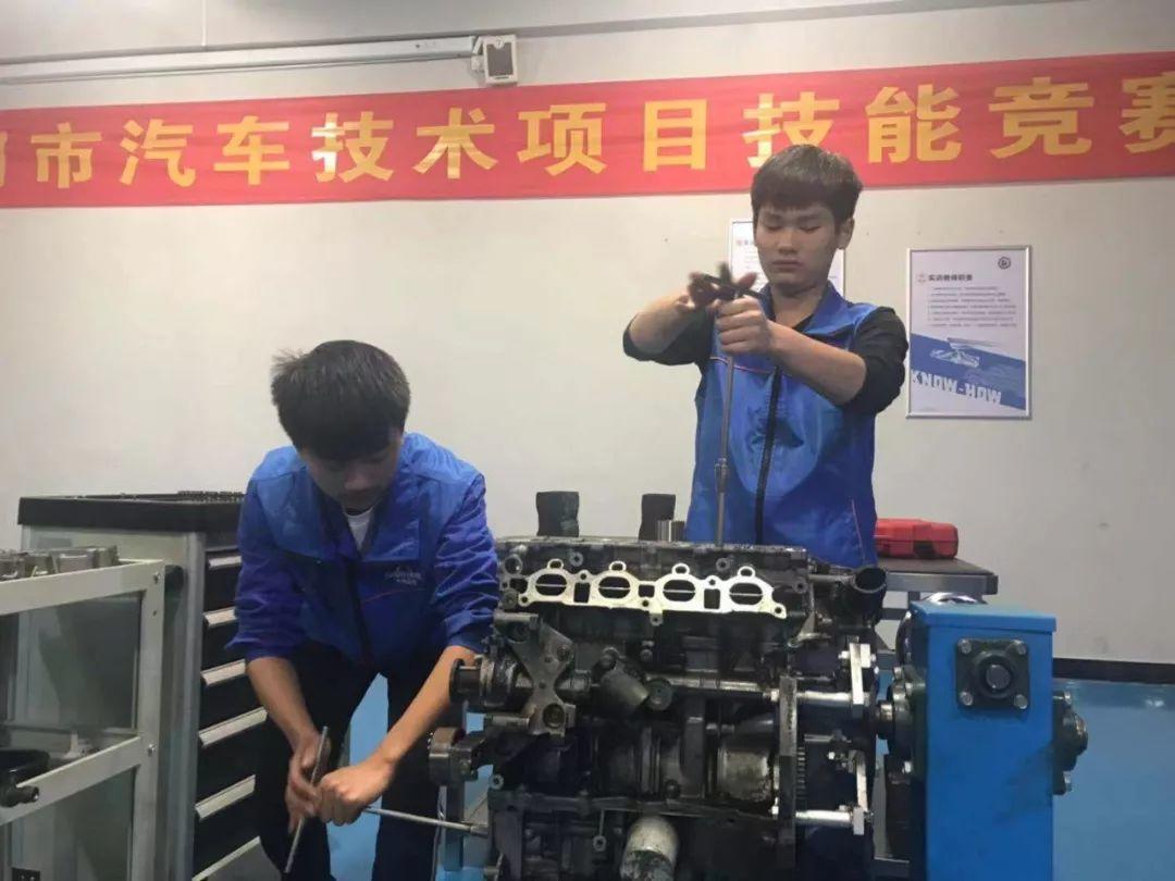 “中德诺浩高技能汽车人才培养项目全国师资培训基地”正式落户江门