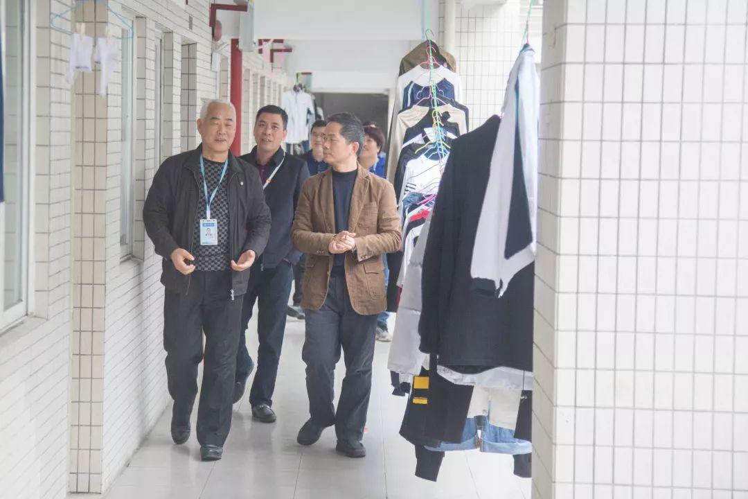 省人社厅安全检查组莅临我院开展校园安全检查