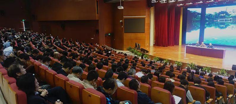 一起拼搏、一起奋斗、一起追梦∣学校召开大会总结2018年工作