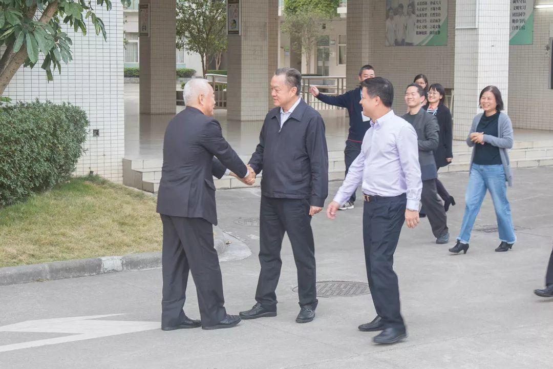 省人社厅陈奕威厅长一行莅临我院视察