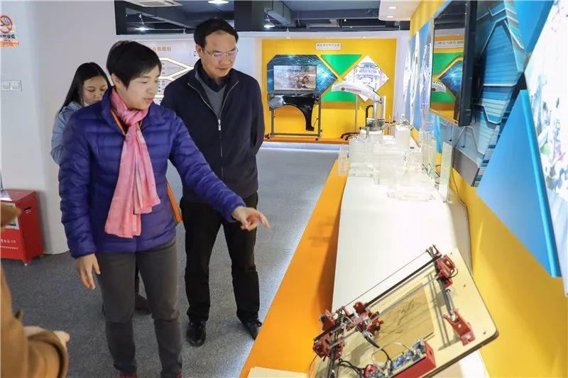 “工贸精彩之处太多！”——中国人力资源和社会保障出版集团黄卫来副总经理一行莅临广州工贸考察调研