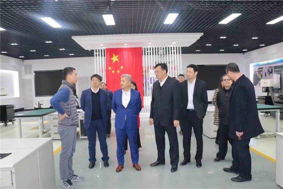 西门子有限公司吴永新执行副总裁一行莅临广东机械考察调研-广东技校排名网