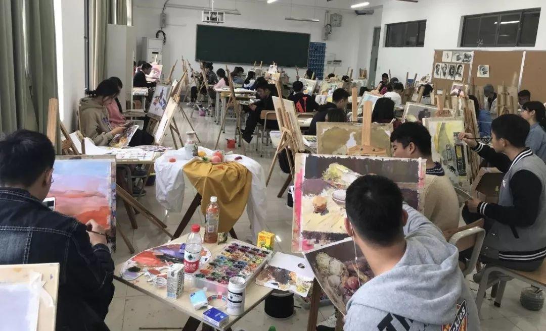 你肯定想不到，这个专业的学生居然这么会画画！