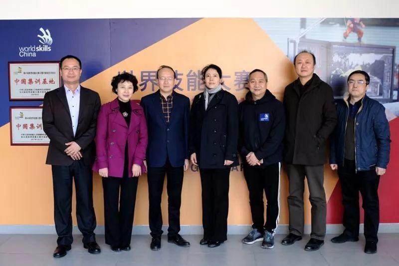 世赛征战烽火急 领导关怀暖人心