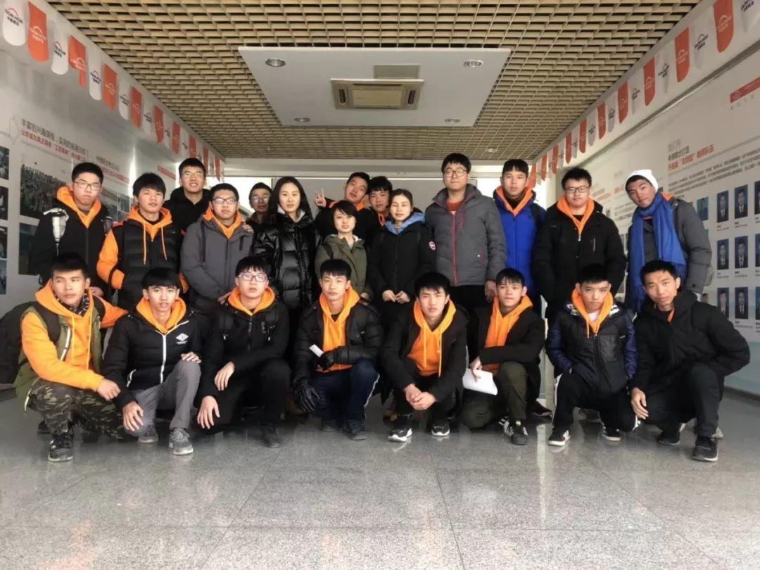 学院中德国际合作班师生参加“中德诺浩北京汽车文化教育研学营”活动展风采