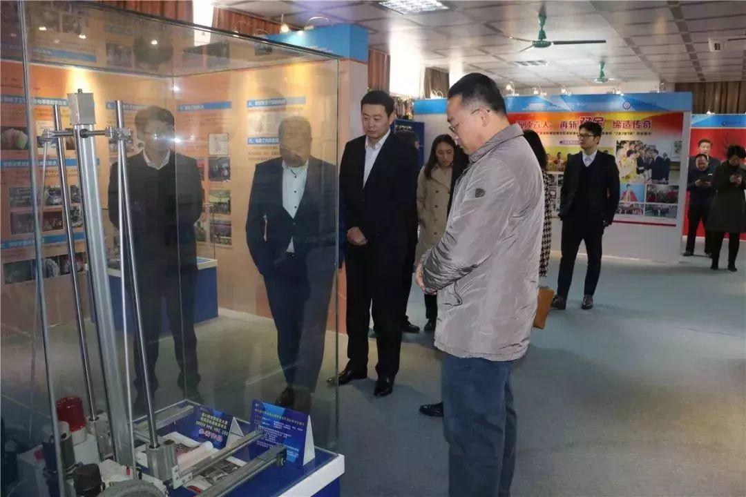 全力创建中德西门子国际学院 培养具有国际视野高技能人才——西门子（中国）有限公司吴永新执行副总裁一行莅临广东机械考察调研