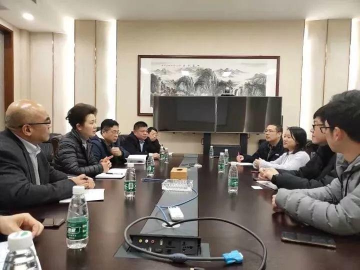 市人社局局长钟曦一行到企业调研