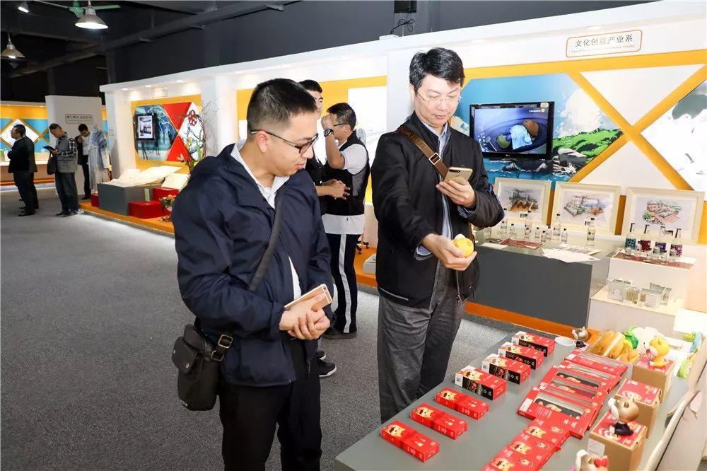 “产学结合，工贸的专业很实用！”——佛山市人社局钟飞健局长一行莅临广州工贸考察调研