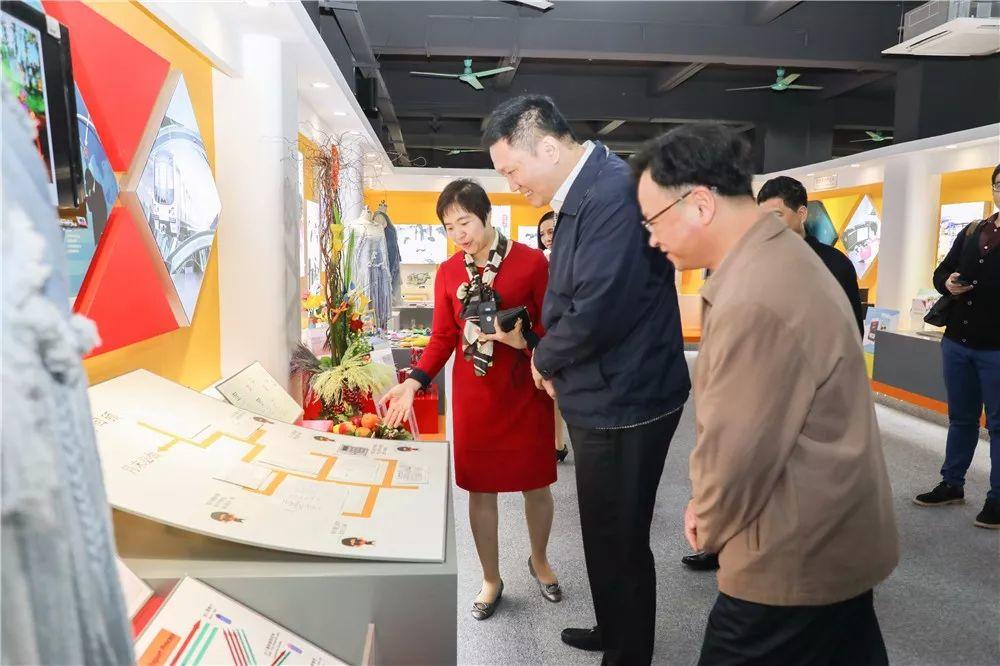 “产学结合，工贸的专业很实用！”——佛山市人社局钟飞健局长一行莅临广州工贸考察调研