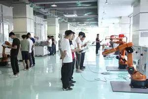 广东排名第一的广州市白云工商技师学院2019年招生-广东技校排名网