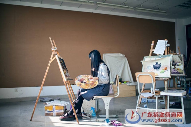 女生读中专技校如何选择专业-广东技校排名网