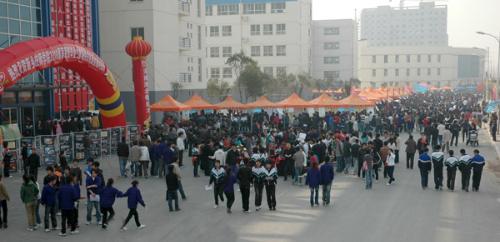 广东技校生就业率高过大学生-广东技校排名网