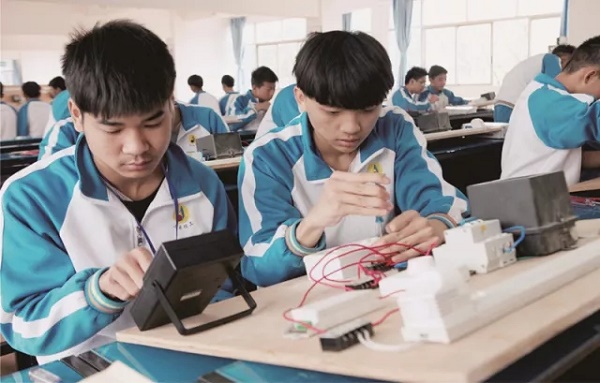 清远市中专学校推荐-清远优秀技校一览-广东技校排名网