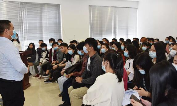 广东省轻工职业技术学校学费多少-广东技校排名网