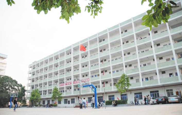 PG娱乐英杰精密模塑获新专利：革新汽车把手设计提升安全性与稳定性