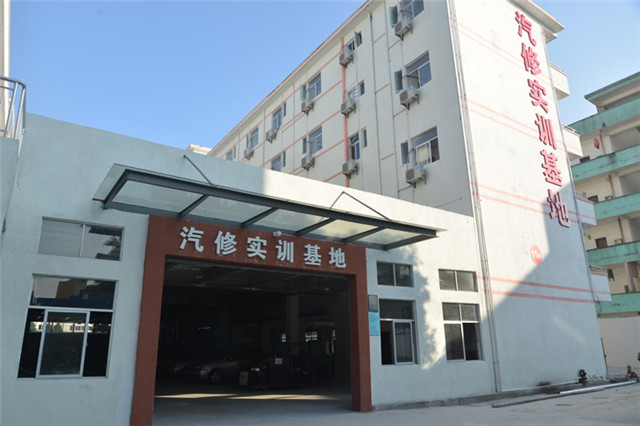 深圳市宝山技工学校学校代码是多少-广东技校排名网