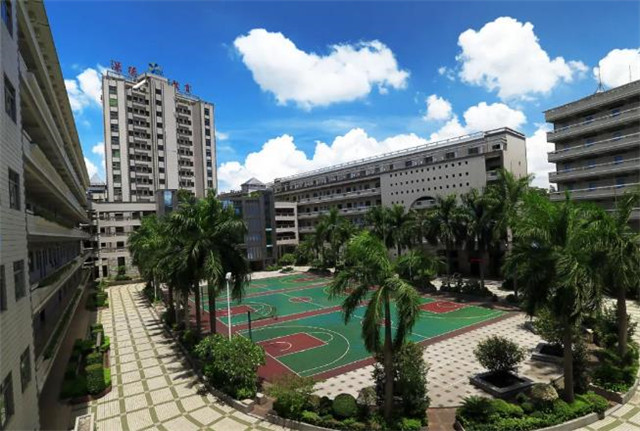 深圳市深德技工学校学费多少-广东技校排名网