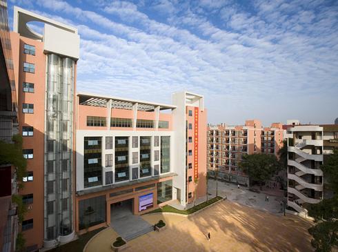 广州市商贸职业学校校园环境照片-广东技校排名网