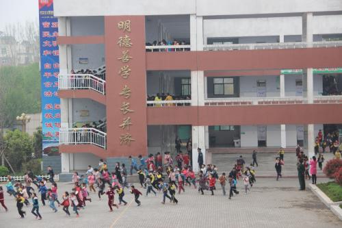 广州市启明学校学费多少-广东技校排名网