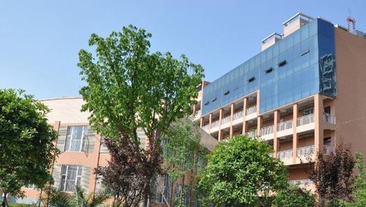 广州亚加达外语职业技术学校是公立还是私立-广东技校排名网