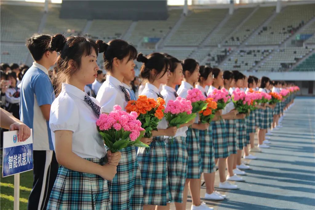 【2020福田高中巡礼⑥】华强职业技术学校:梦想的开端，事业的起点！