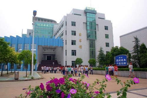 深圳一年建筑学中专-广东技校排名网