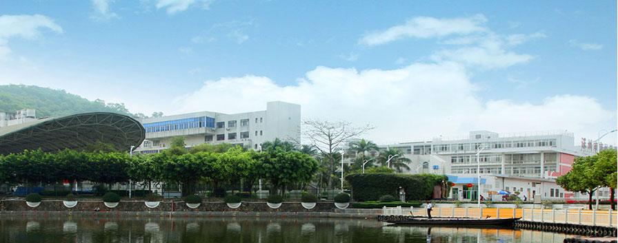 深圳市新鹏职业高级中学怎么样好不好-广东技校排名网